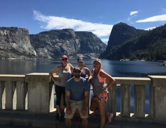 Rush Creek Lodge At Yosemite