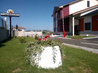 Motel Cancun Avil�s