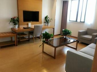 Greentree Inn Anhui Fuyang Yingzhou District Positive Base Capital Business Hotel