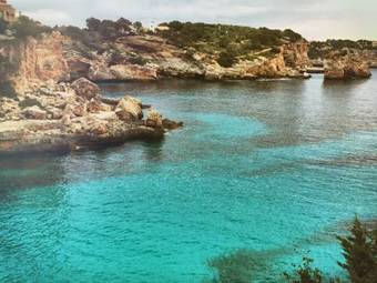 Holiday Home Cala Llombards