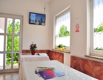 Hostal Guest House Surina