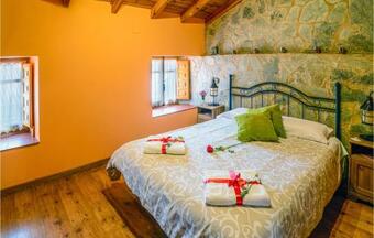 Awesome Home In Benllera With Wifi And 2 Bedrooms