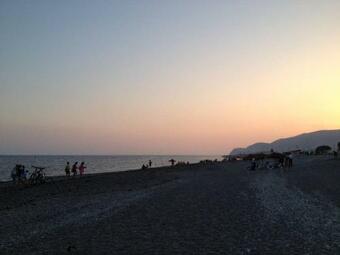 Apartamento Lovely Flat / Piso Playa Calahonda