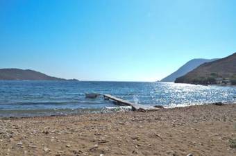 Hostal Alykes Studios