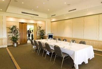 Hotel Noosa Springs Golf & Spa Resort