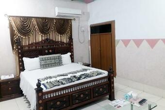 Hostal Indus Guest House
