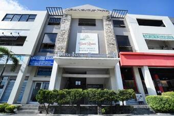 Hotel Vaccinated Staff - Oyo 425 Residences By Sirc