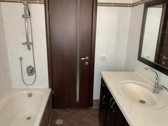 Prince Palace In The Village Kefar Yona