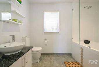 Bed & Breakfast Seaside Spa Retreat