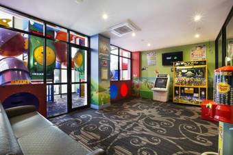 Skyways Hotel Airport West