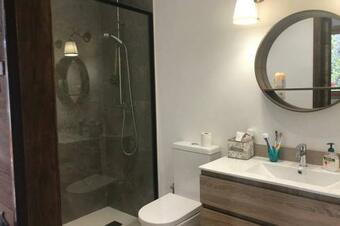 Villa Abad, Finca R�stica Con Casa Y Piscina