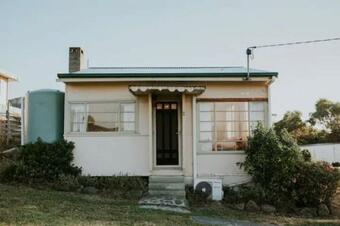 The Shack - Previously Hosted By Josh And Jenna