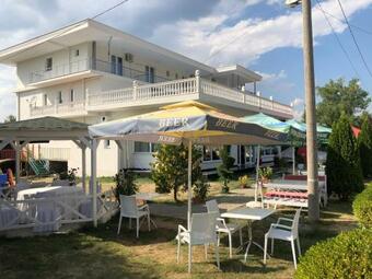 Hotel Taverna Zisi