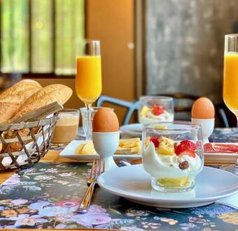 Bed & Breakfast Casa De Los Lirios