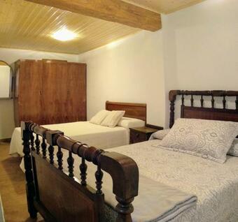 Casa De Pueblo Con Vistas, Pet�n