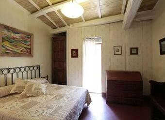 La Casa Blava Del Segre