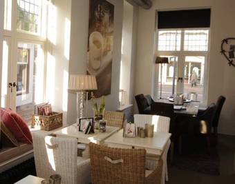 Hostal Hotel Het Oude Raadhuis