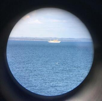 Stunning 2-bed Apartment At The Beach 12d