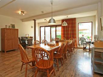 Agroturismo Spacious Farmhouse In Eede With Private Terrace