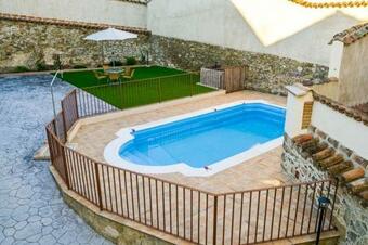 A - Apartamento Elegante Con Piscina En El Torrico