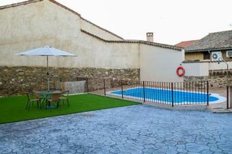 C - Apartamento Moderno En El Torrico Con Piscina