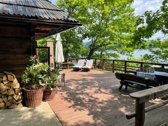 Ro?n�w Domek Pod Zamkiem