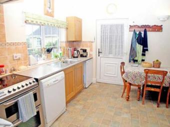 2 Luckington Stables