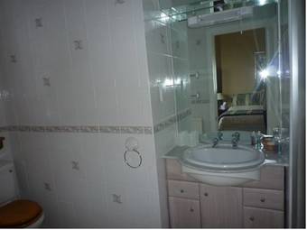 Hostal Pinewood Country House