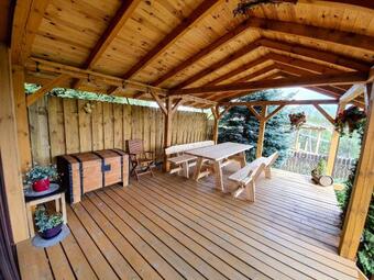 Dom Nad Jeziorem U Kasi