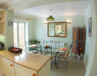 Bed & Breakfast Aldershot House