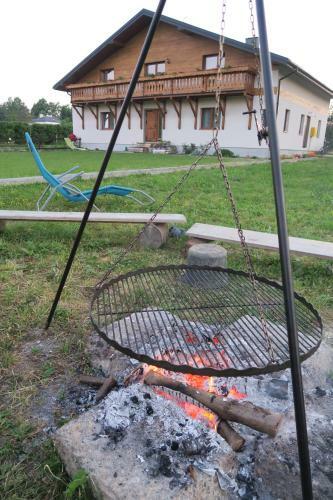 Agroturismo Base Camp Carpathia