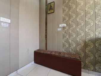 Spot On 85285 Shikhar Hotel