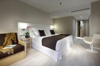 Hotel Barcel� Bilbao Nervi�n