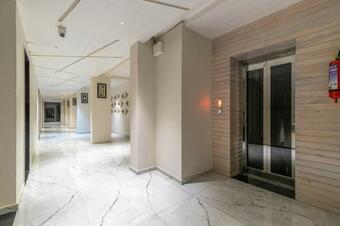 Hotel Capital O 81737 Aquatic Pools And Resort