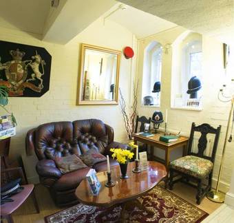 Hostal The Courthouse