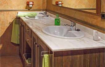 Awesome Home In Les Coves De Vinrom� With Outdoor Swimming Pool And 5 Bedrooms