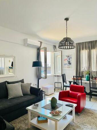 Gianna?s Apartment Central Aigio Cozy And Shining