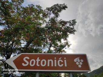 Country Lake House Kojicic