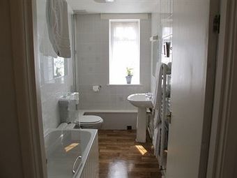 Hostal Fairlawn House