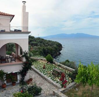 Apartamento Artemis, Apt With Stunning View!