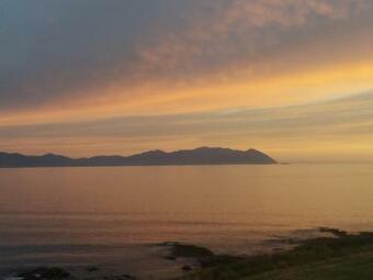 Ballyheigue Cliff Side And Sea View Apartment