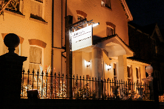 Hostal Fernbank Hotel