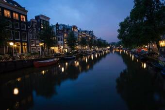 Canal View B&B Amsterdam