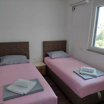 Vip Apartment Deluxe 3