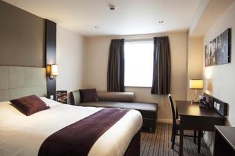Hotel Premier Inn London Croydon West - Purley A23