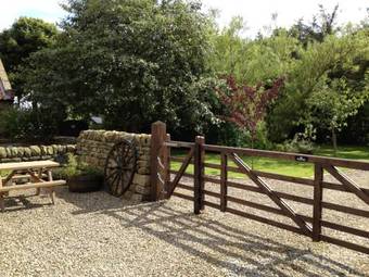 Hostal Smugglers Rock Country Guest House