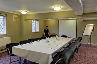 Best Western Barons Court Hotel