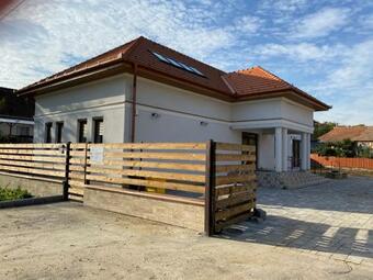 Hostal Luk�cs Vend�gh�z