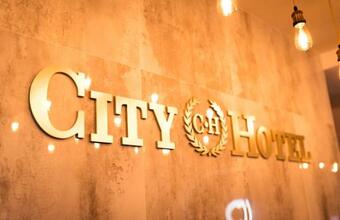 City Hotel