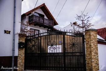 Hostal Pensiunea Nisa